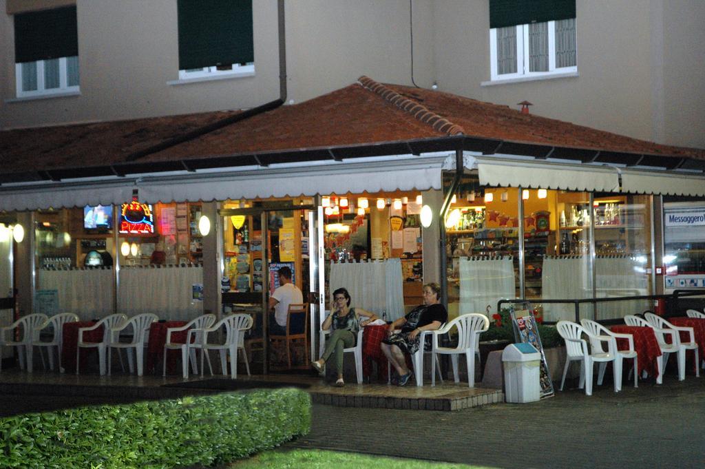 Hotel Da Angela Sedegliano Exterior foto