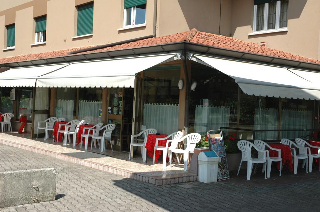 Hotel Da Angela Sedegliano Exterior foto